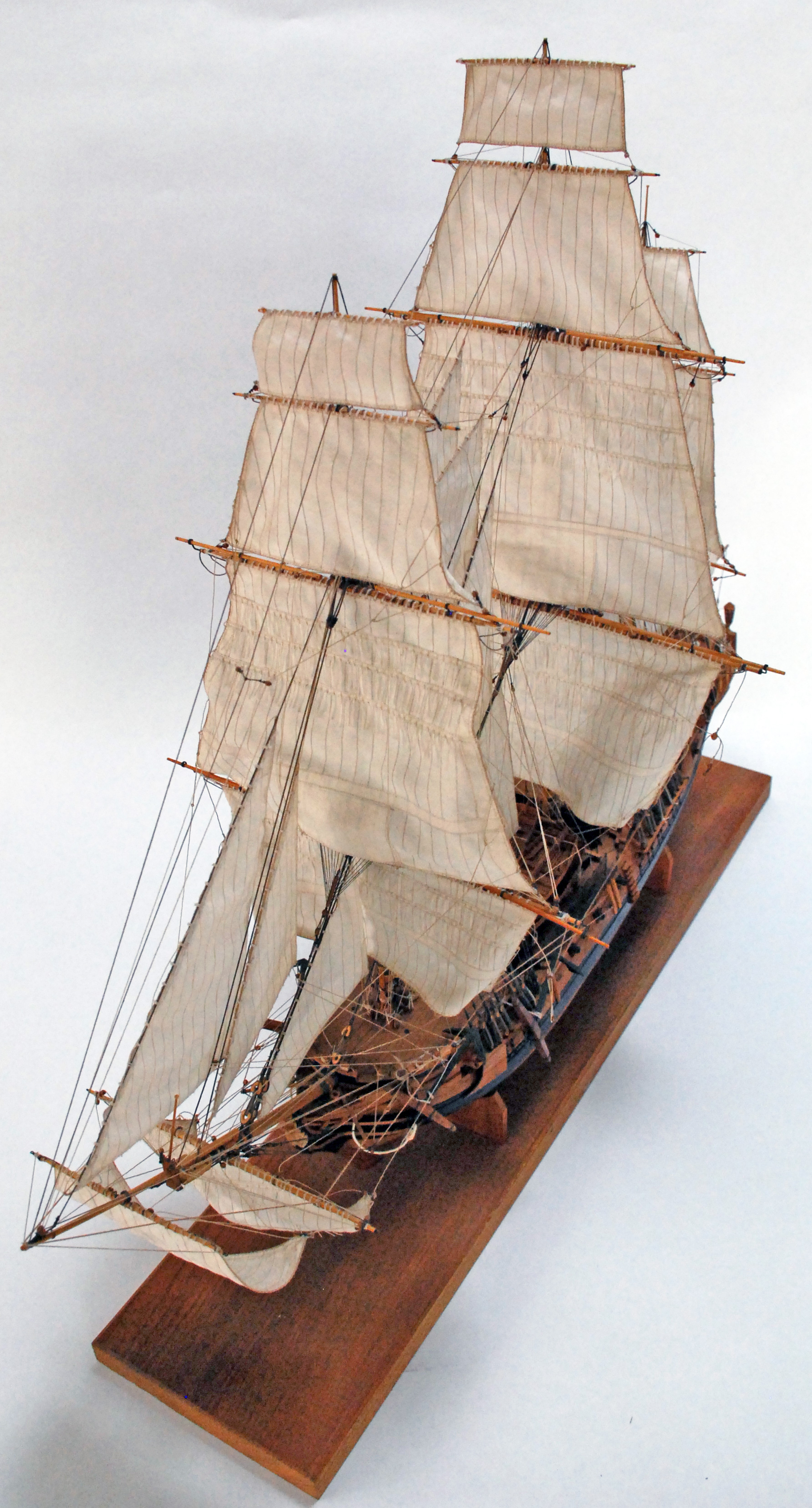 帆船模型 バウンティ号 HMS Bounty